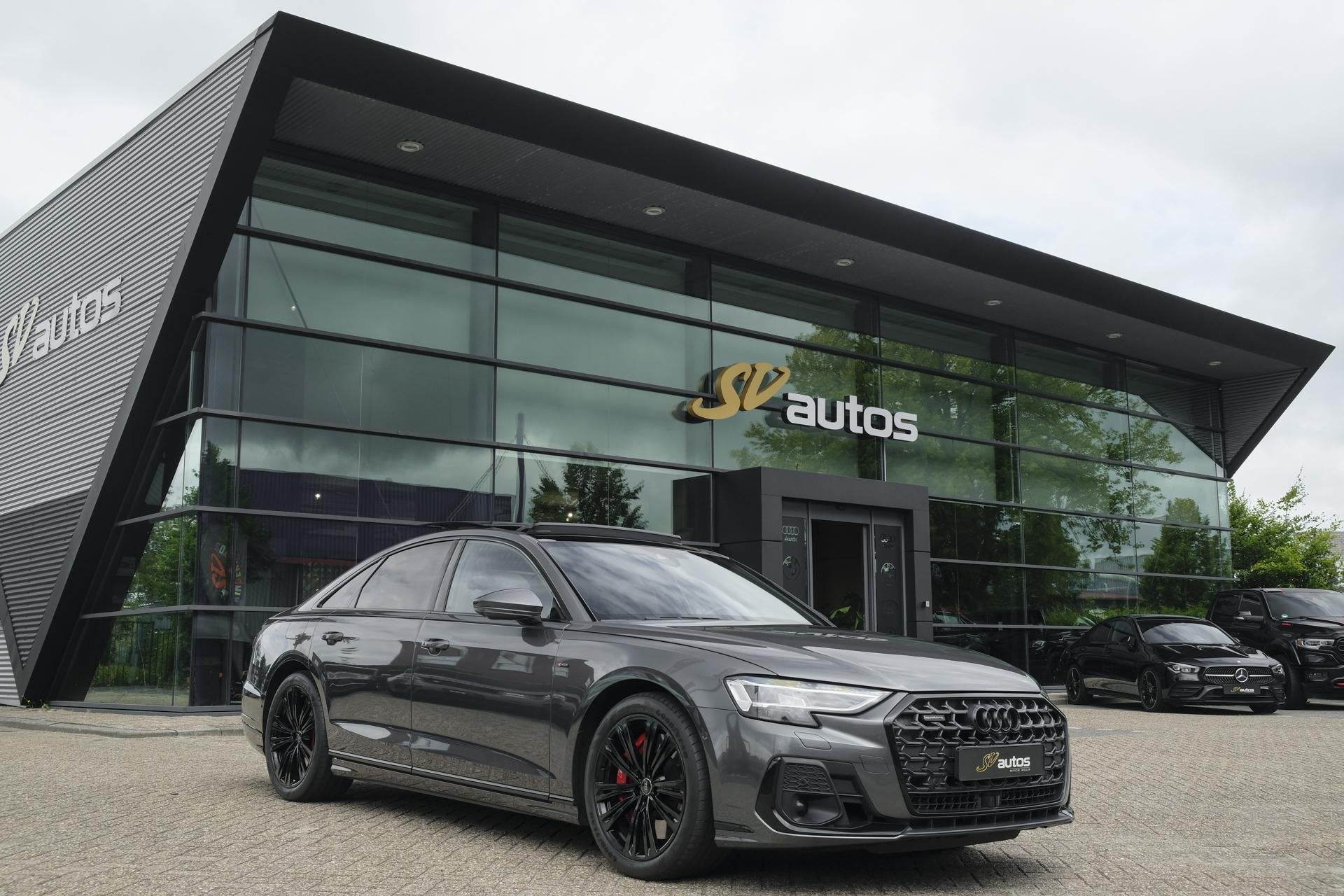 Audi A8 60 TFSIe 462pk S-Line Quattro Panoramdak *BTW* B&O *, Auto's, Audi, Automaat, Gebruikt, 2995 cc, 462 pk