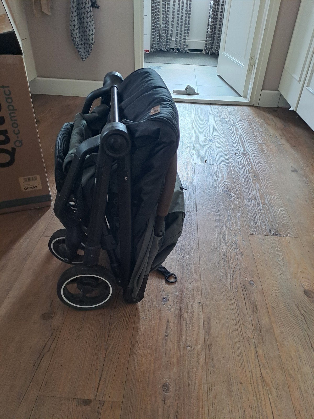 QUTE Lichtgewicht buggy te koop in goede staat, Ophalen, Voetenzak