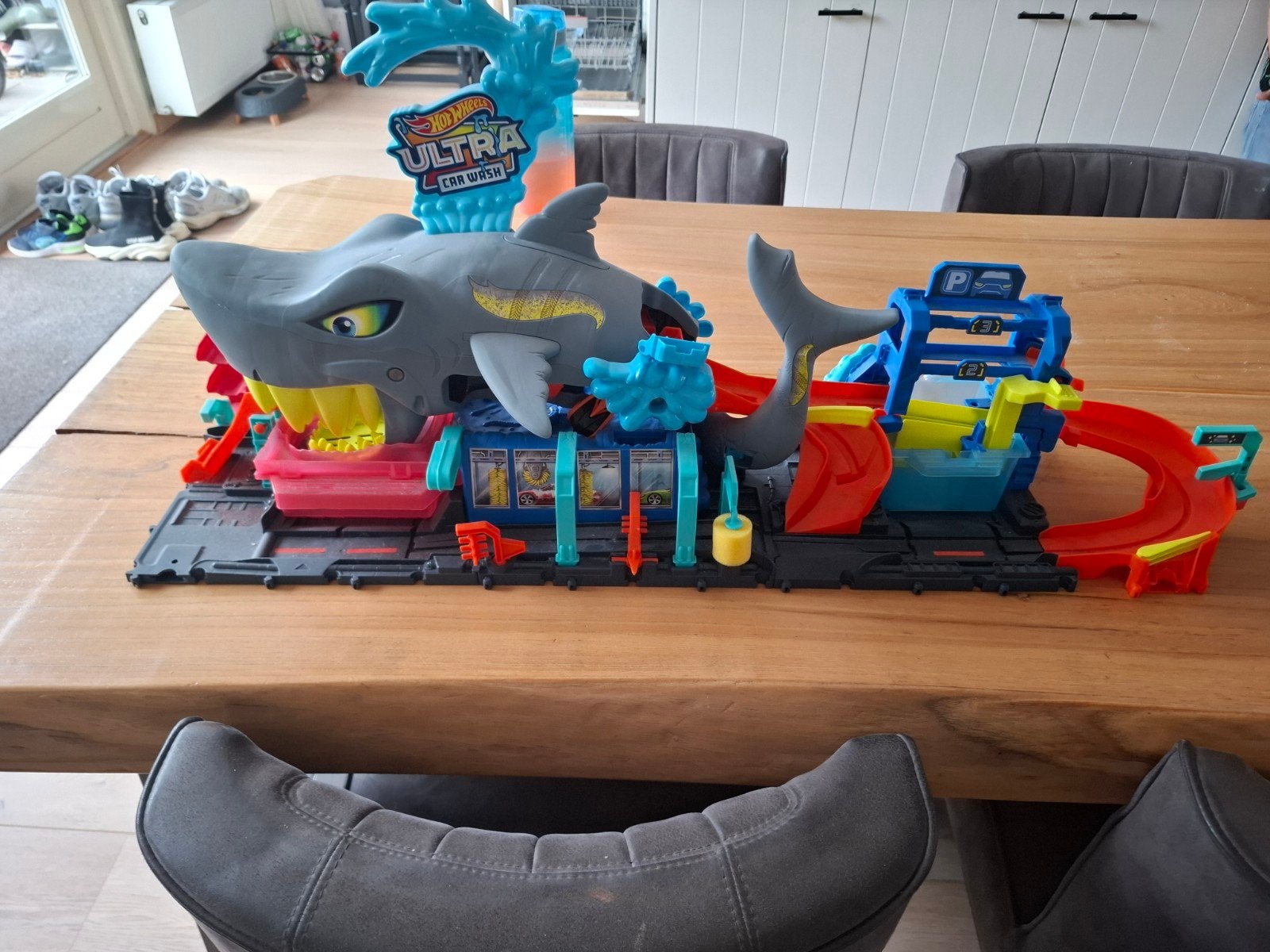 Hot wheels car wash, Ophalen, Zo goed als nieuw