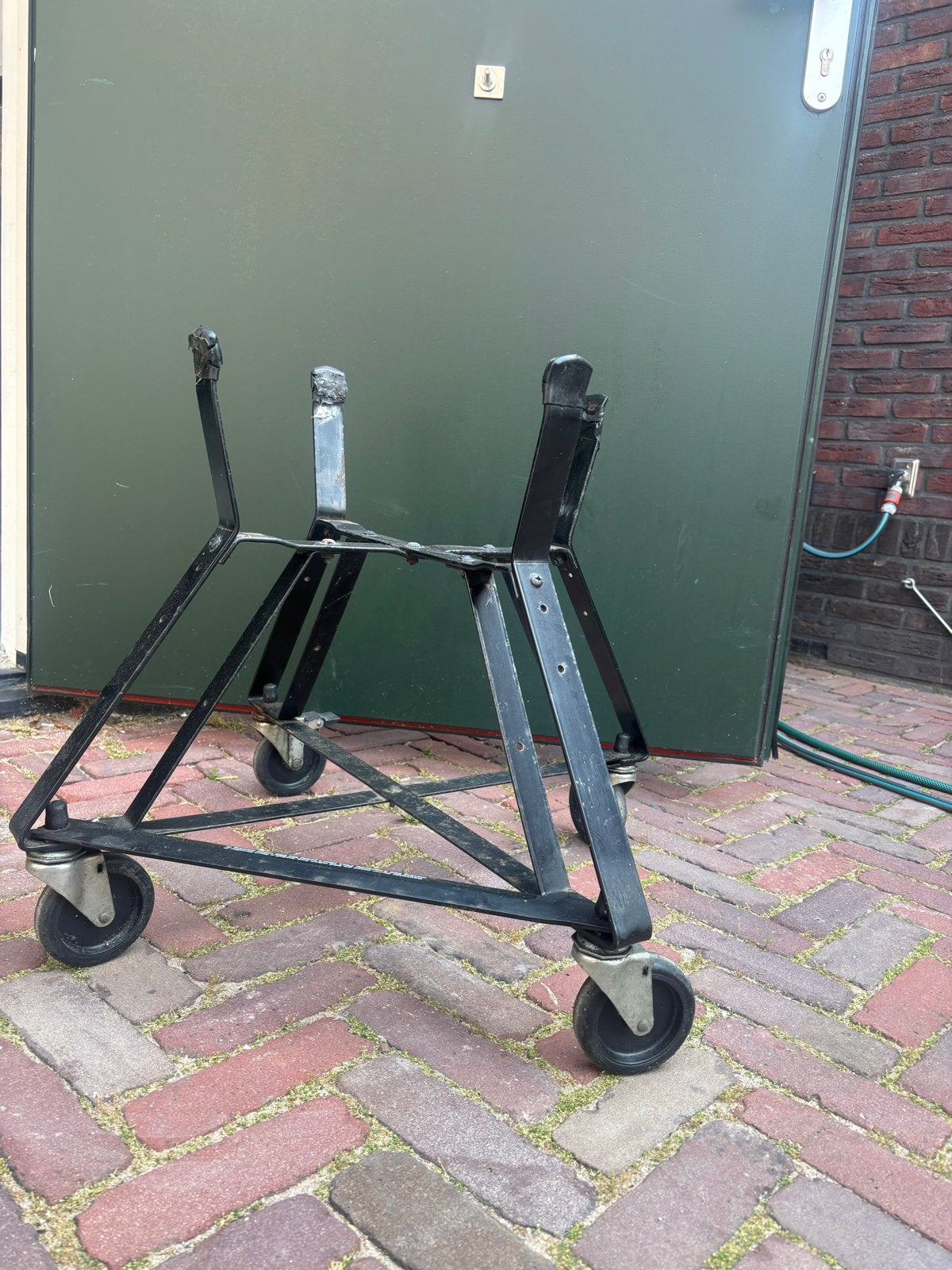 Big Green Egg Nest (Large) onderstel met wielen (gebruikt), Ophalen, Gebruikt