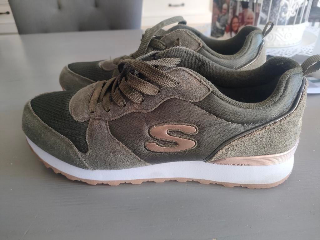 Skechers OG 85 Sneakers - Olijfgroen/Roségoud, Skechers, Ophalen of Verzenden, Groen, Sneakers of Gympen