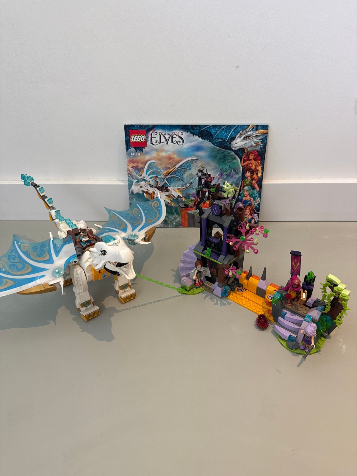 Lego Elves 41179 witte Draak en Elfenkasteel, Overige thema's, Lego, Ophalen of Verzenden, Zo goed als nieuw