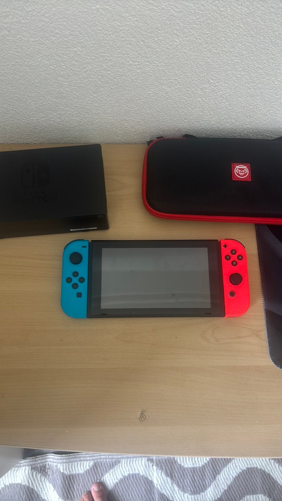 Nintendo switch, Ophalen of Verzenden, Zo goed als nieuw, Zonder controller, Switch Original