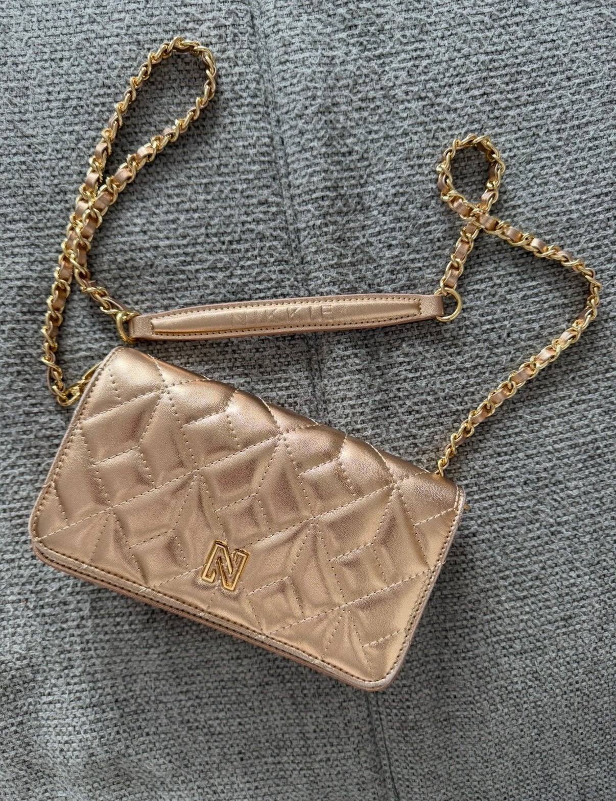 Nikkie Abby metallic bag gold, Ophalen, Zo goed als nieuw