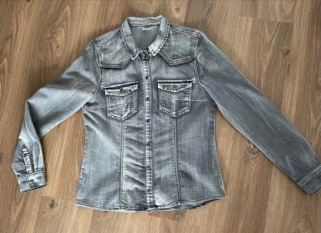 Stoere grijze spijkerblouse Object maat 42/L, Ophalen of Verzenden, Zo goed als nieuw, Maat 42/44 (L), Grijs