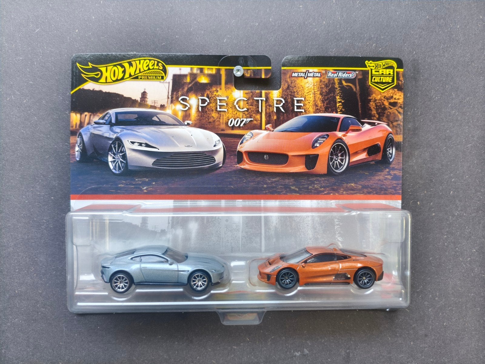 Hot Wheels Spectre 007 Aston Martin DB10 & Jaguar C-X, Ophalen of Verzenden, Nieuw, Auto
