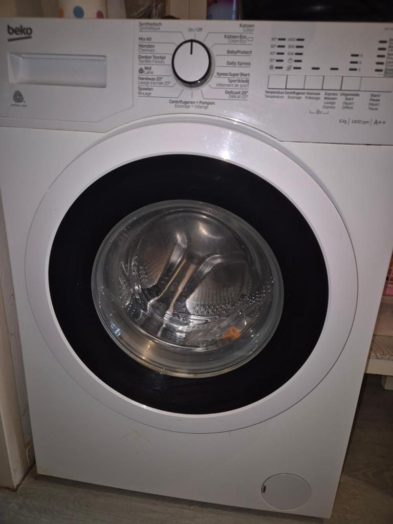 Beko wasmachine, Witgoed en Apparatuur, Wasmachines, Zo goed als nieuw, Voorlader, 6 tot 8 kg, Minder dan 85 cm, 1200 tot 1600 toeren