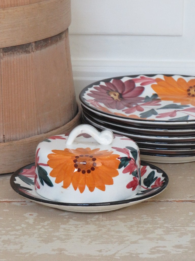 Boterstolp Majolica Schramberg “Herfstbloemen”, Antiek en Kunst, Ophalen of Verzenden