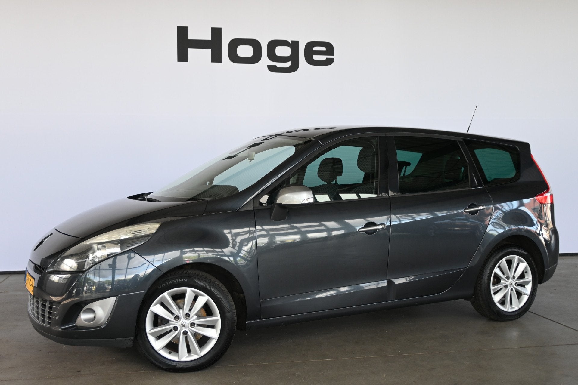 Renault Grand Scénic 1.4 TCe Celsium Clima Cruise Control G, Stof, Gebruikt, 4 cilinders, Met garantie (alle)