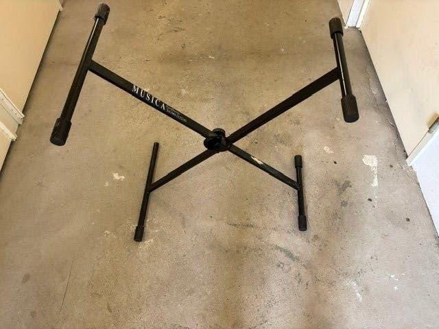 STANDAARD PIANO OF KEYBOARD, Ophalen, Gebruikt, 61 toetsen, Overige merken