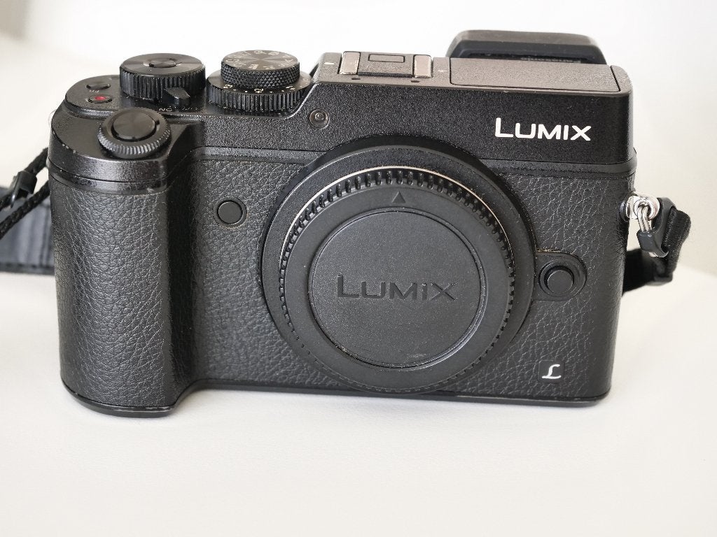 Panasonic Lumix GX8 body, 20MP < 2500 clicks, mooie staat, Gebruikt, Panasonic, Draagriem, Ophalen of Verzenden