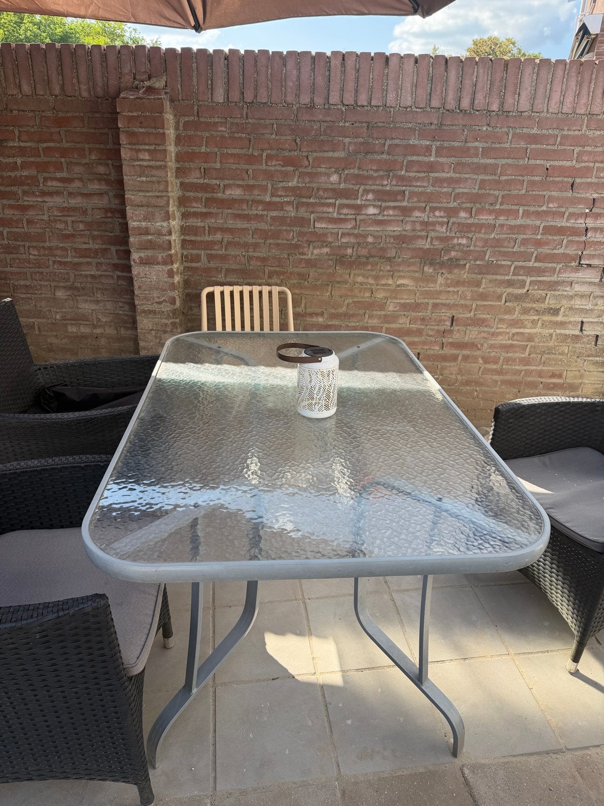 Tuin-/eettafel met glazen blad - 155x98x69cm, Ophalen, Gebruikt, Rechthoekig, Metaal