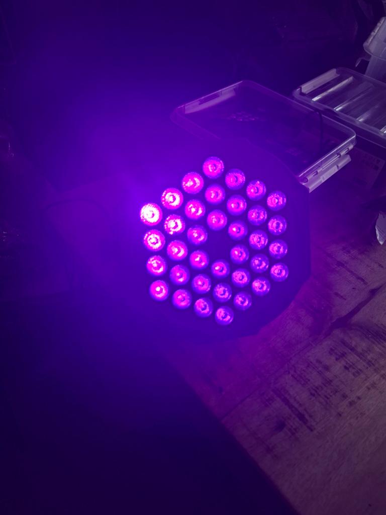 4 stuks Neonlichten - Paarse LED Par Spots, Muziek en Instrumenten, Licht en Laser, Ophalen of Verzenden, Gebruikt, Licht, Kleur