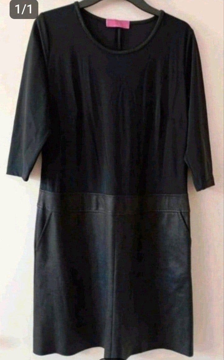 Mooie Studio Anneloes jurk XL travel,
onderstuk is lederlook, Studio Anneloes, Zwart, Maat 42/44 (L), Ophalen of Verzenden