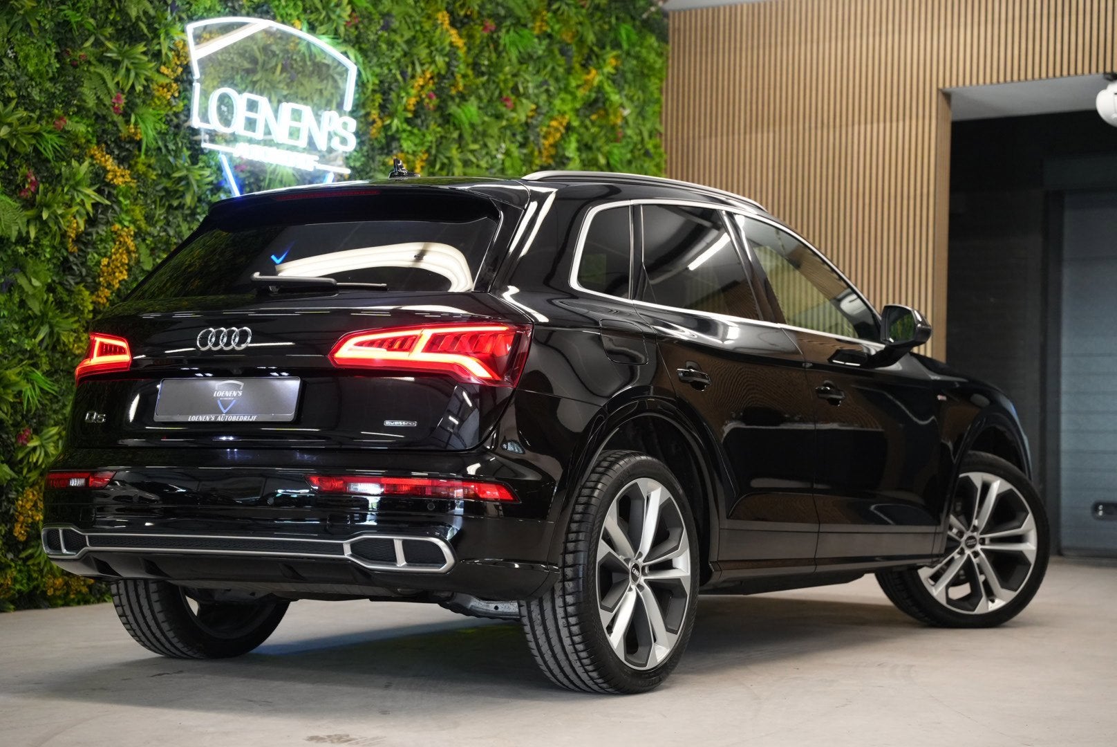 Audi Q5 55 TFSI e quattro S-Line / SOH99% / Camera / Cruise, Automaat, Dealer onderhouden, Gebruikt, Zwart