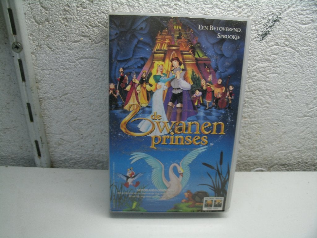 vhs 82a zwanen prinses, Cd's en Dvd's, VHS | Kinderen en Jeugd, Alle leeftijden, Ophalen of Verzenden, Zo goed als nieuw