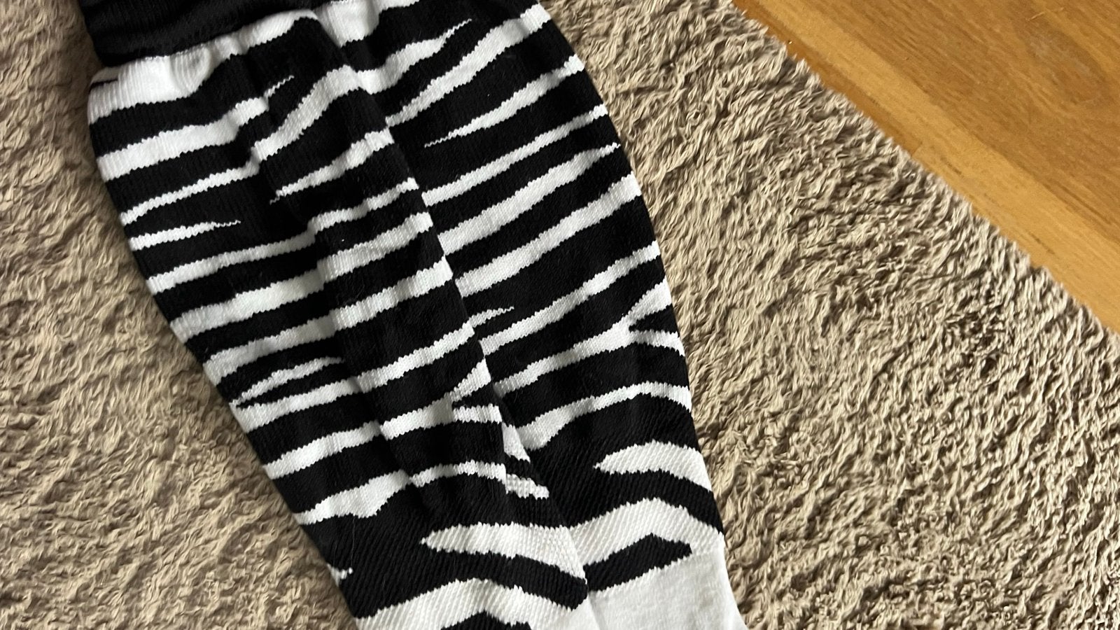 Hockey sokken BRABO: watermeloen en zebraprint, maat 36-40, Kleding | Dames, Sokken en Kniesokken, Zwart, Ophalen of Verzenden