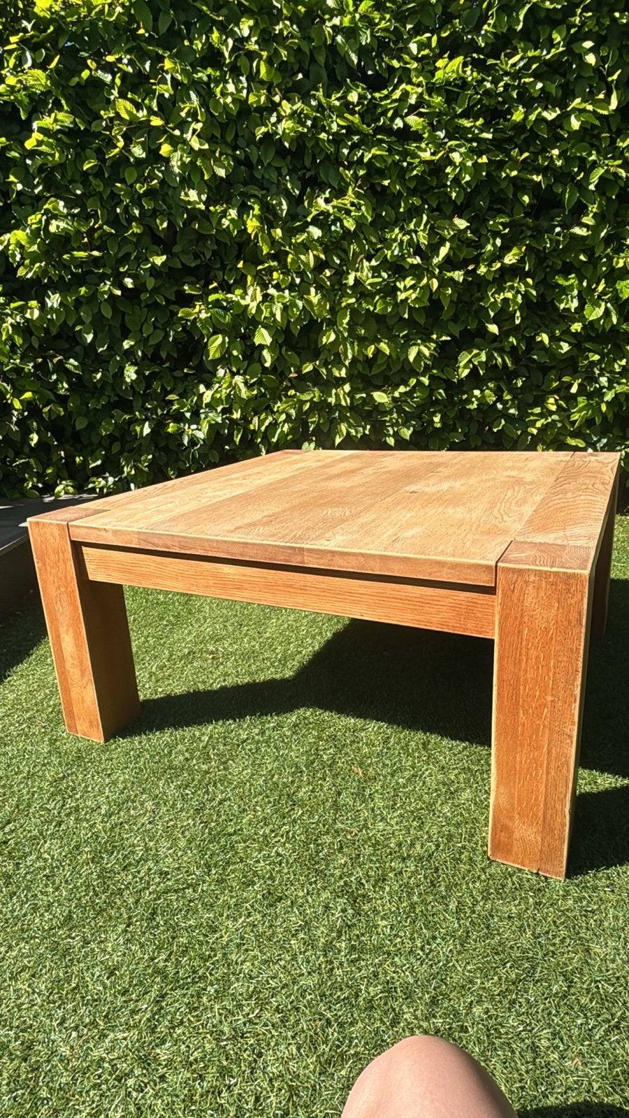 Massief houten salontafel - opknapper, Huis en Inrichting, Tafels | Salontafels, Ophalen, Gebruikt, Vierkant, Overige houtsoorten