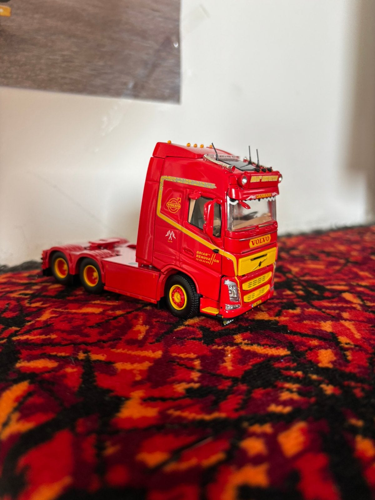 Volvo fh4, Hobby en Vrije tijd, Modelauto's | 1:50, Ophalen, Zo goed als nieuw, Bus of Vrachtwagen, Wsi