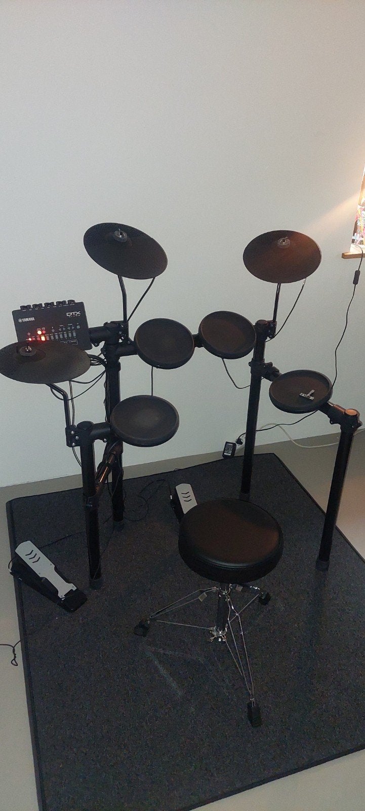 Yamaha DTX402K zo goed als nieuw, Muziek en Instrumenten, Drumstellen en Slagwerk, Ophalen, Zo goed als nieuw, Yamaha, Elektronisch