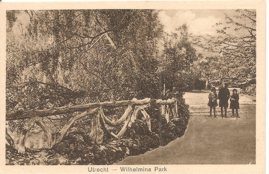 Oude Ansichtkaart Utrecht - Wilhelminapark (ca. 1920-1940), Verzamelen, Ophalen of Verzenden, 1920 tot 1940, Gelopen, Utrecht