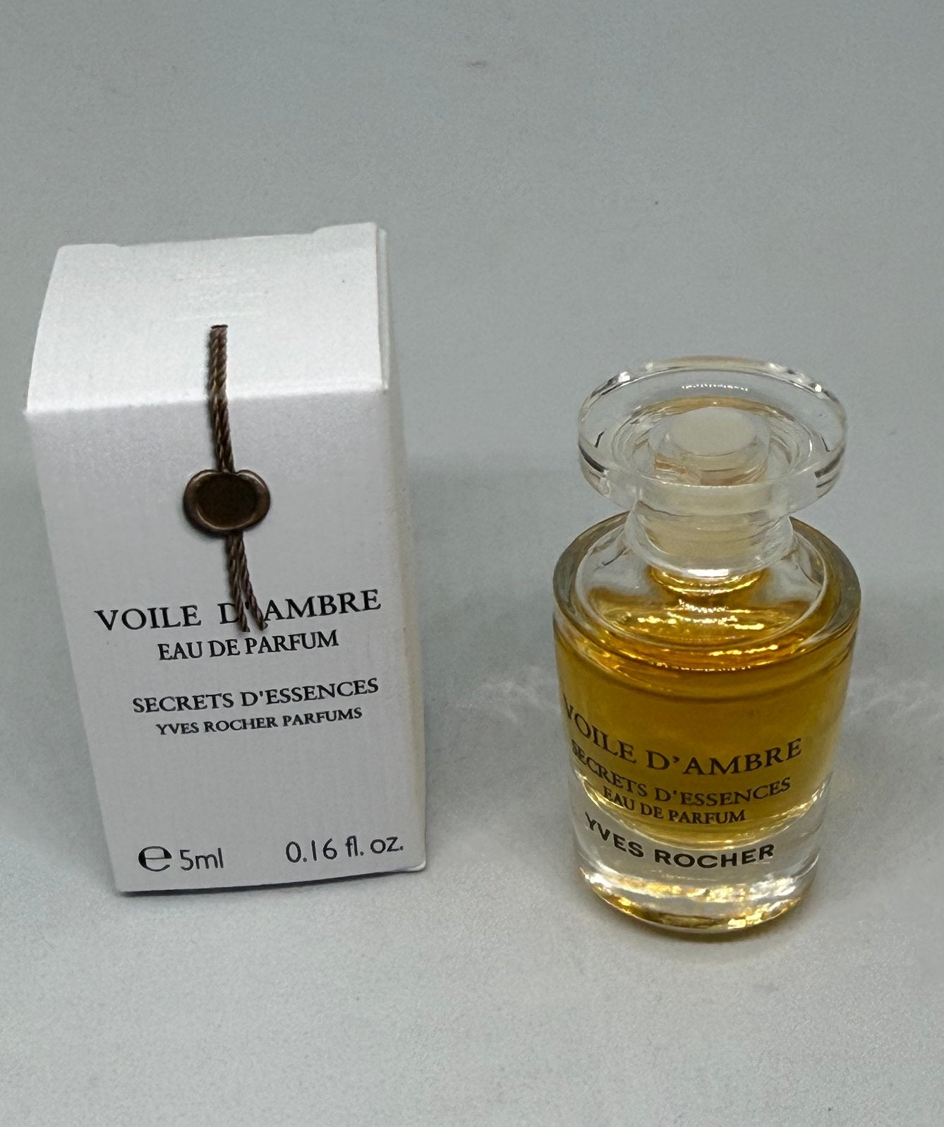 Parfum miniatuur Voile d’Ambre Yves Rocher 5 ml edp, Verzenden, Nieuw, Miniatuur, Gevuld