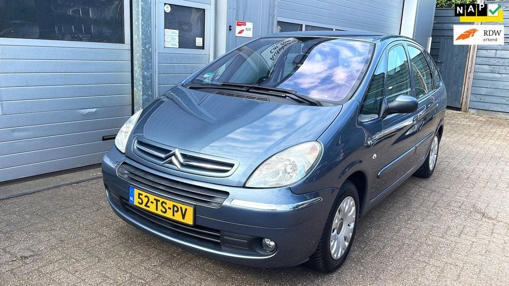 Citroen Xsara Picasso 1.6i-16V-Clima-Cruis-Trekhaak-APK 2027, Voorwielaandrijving, 4 cilinders, Handgeschakeld, Grijs