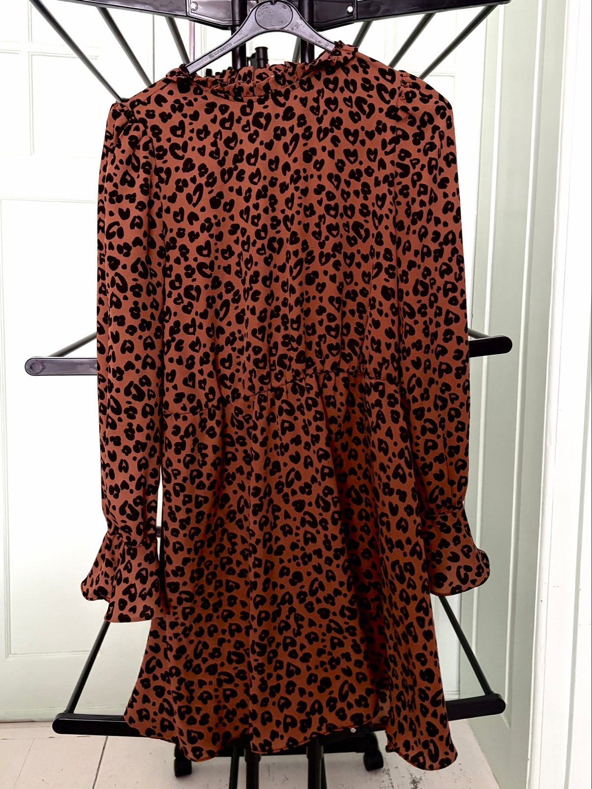 Loavies panterprint jurk XS S bruin zwart, Bruin, Ophalen of Verzenden, Zo goed als nieuw, Knielengte