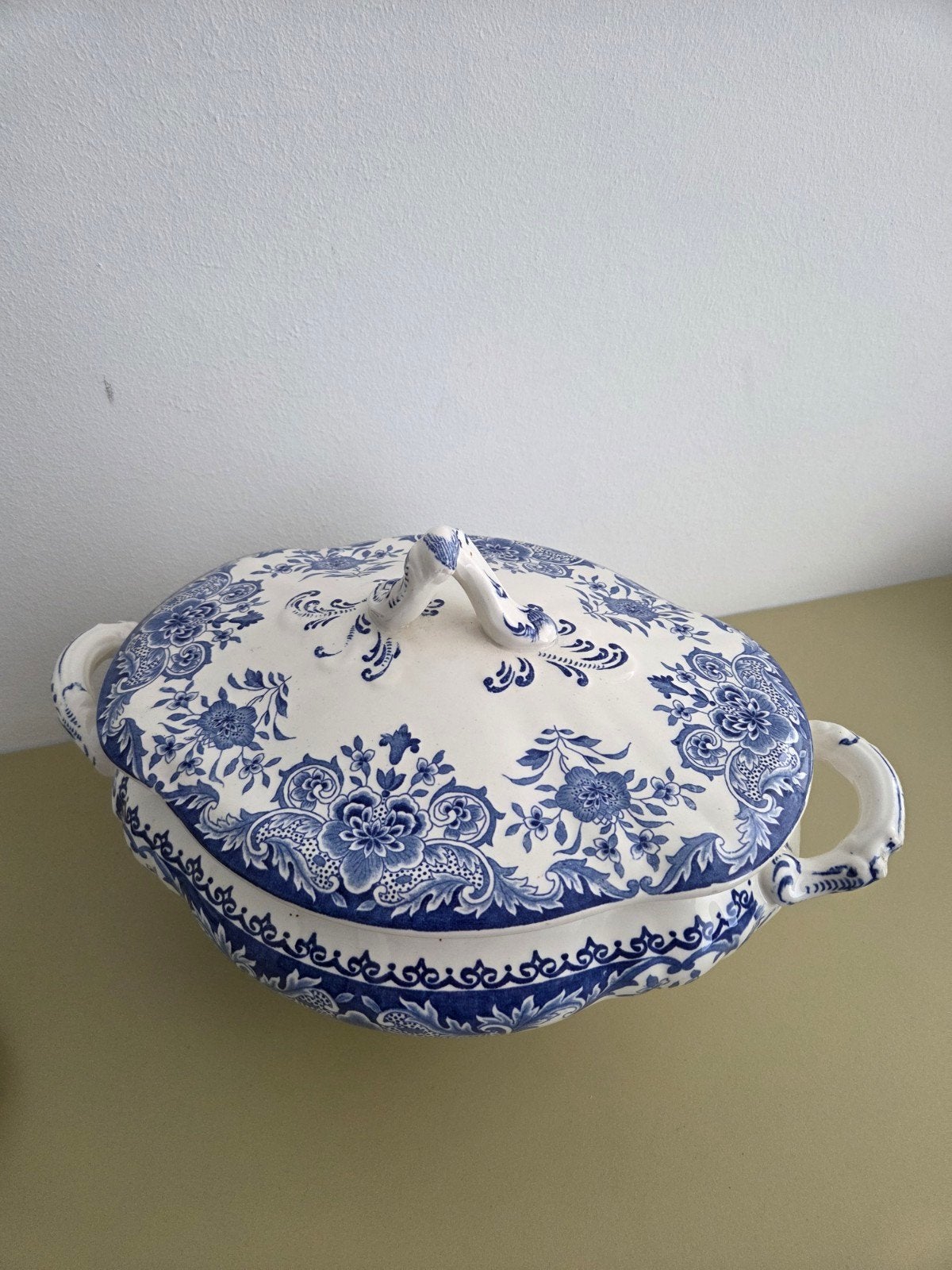 Antieke BFK Dordrecht terrine met blauw bloemmotief, Antiek en Kunst, Ophalen of Verzenden
