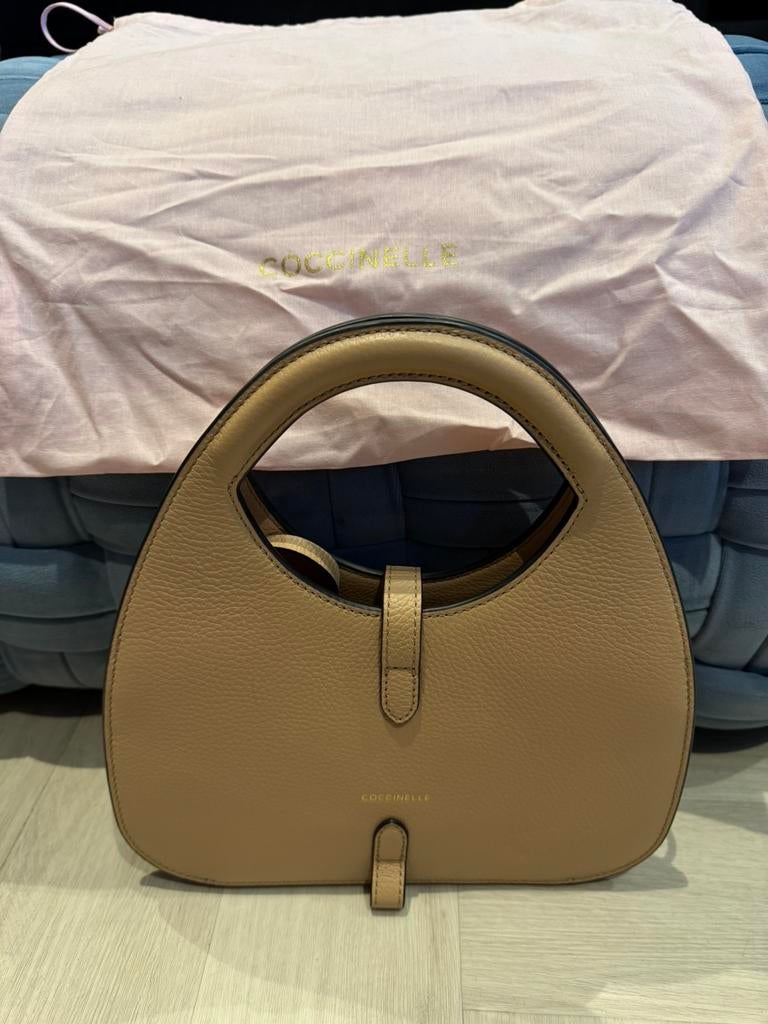 Coccinelle beige handtas, Ophalen of Verzenden, Zo goed als nieuw, Beige, Handtas