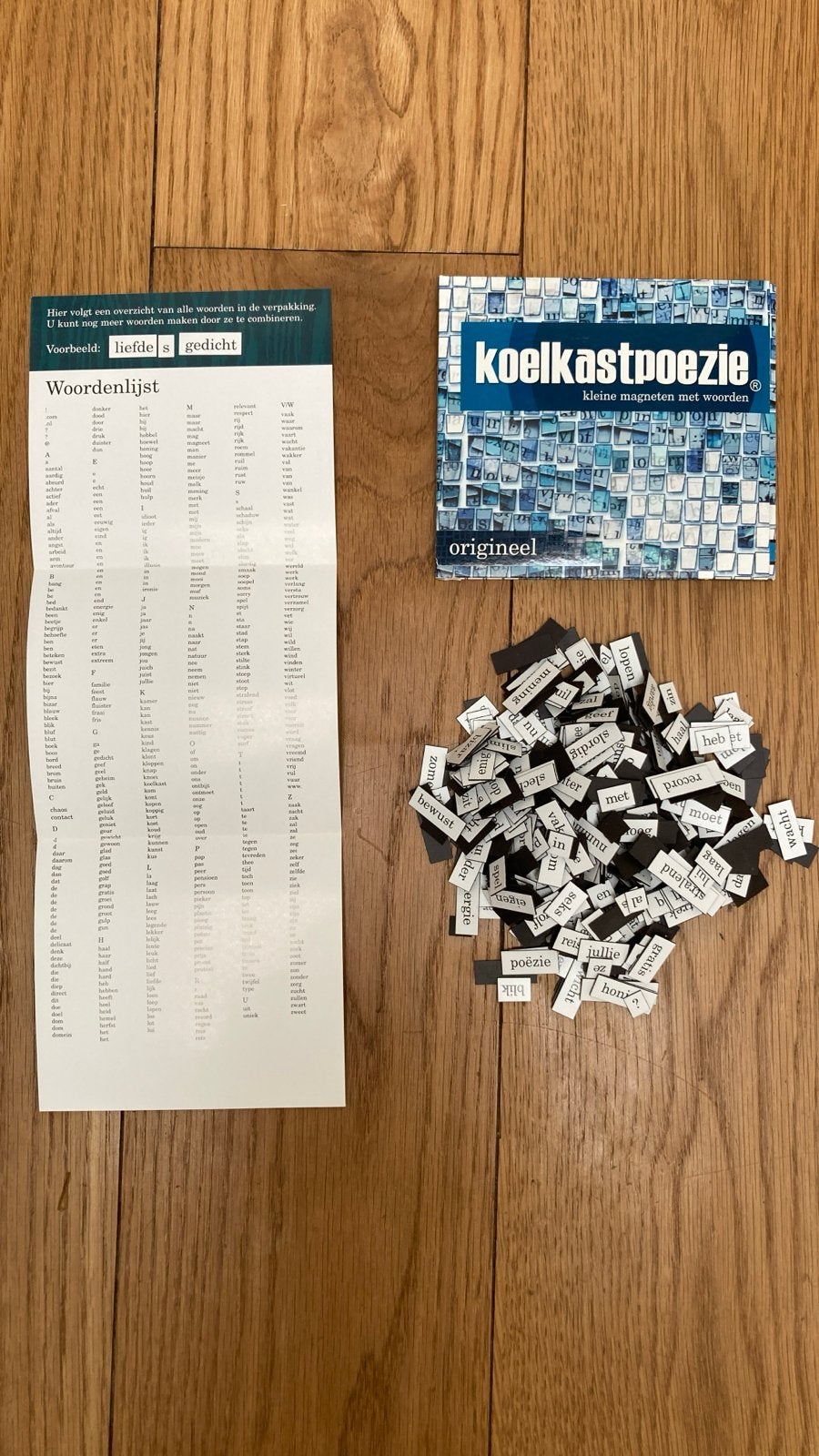 Koelkastpoëzie - Origineel - Magnetische Woorden, Overige thema's, Meerkleurig, Ophalen of Verzenden, Zo goed als nieuw