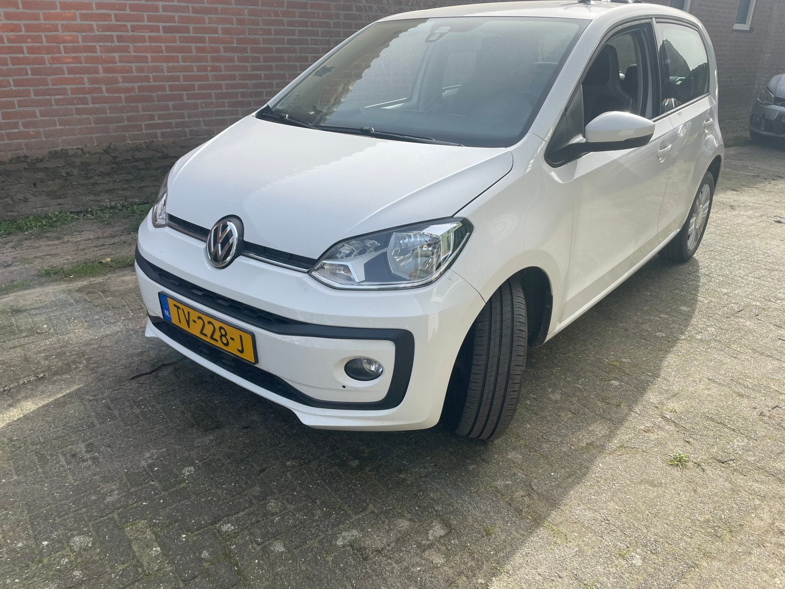 Vw up high bj 2018 rijdbare schade, Auto diversen, Schadeauto's, Ophalen, Wit, Benzine