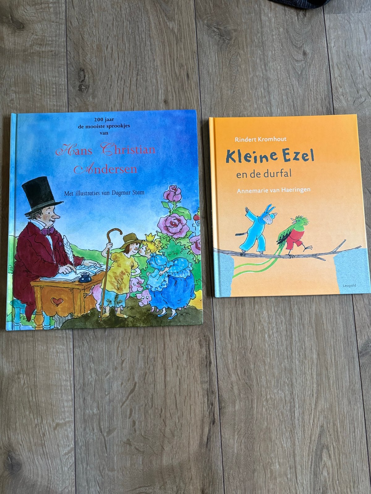 Sprookjesboeken: Hans Christian Andersen & Kleine Ezel, Ophalen of Verzenden, Zo goed als nieuw