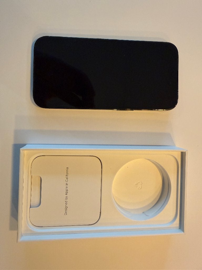 Foto 2 van iPhone 14 Pro 128GB Space Black