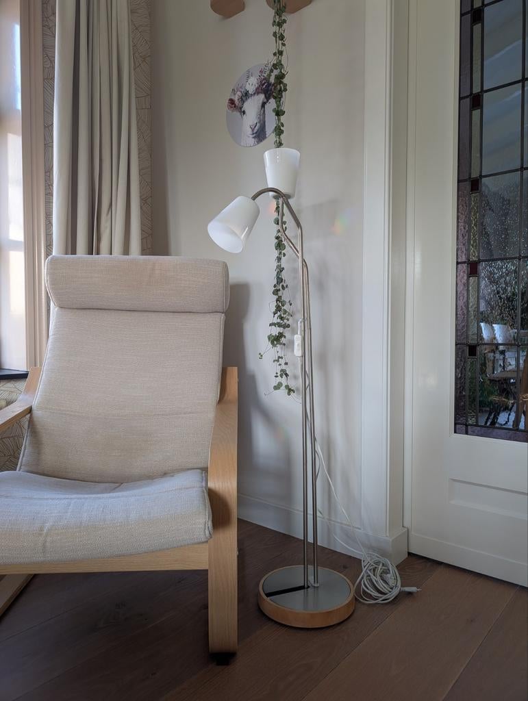 Dubbele leeslamp of up lighter Basisk van Ikea, Huis en Inrichting, Ophalen of Verzenden, Gebruikt, Hout