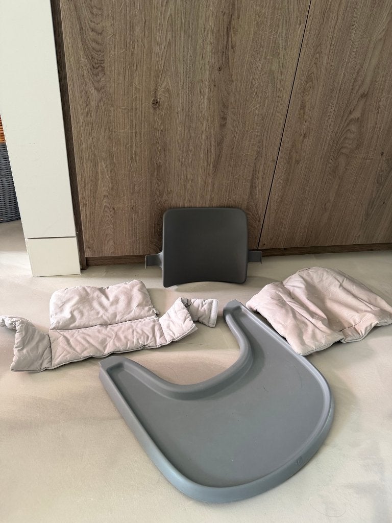 Stokke Trip Trapp Baby Set + Tray + Cushions, Ophalen, Zo goed als nieuw, Meegroeistoel