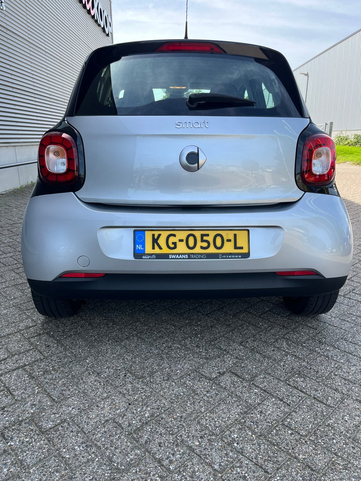 Foto 11 van Smart ForFour 1.0 52KW 2016 Grijs
