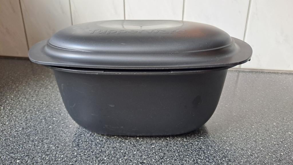 Tupperware UltraPro Ovenschaal Zwart, Huis en Inrichting, Keuken | Tupperware, Gebruikt, Ophalen of Verzenden, 14901 S. Orange Blossom Trail, Orlando, FL 32837, USA