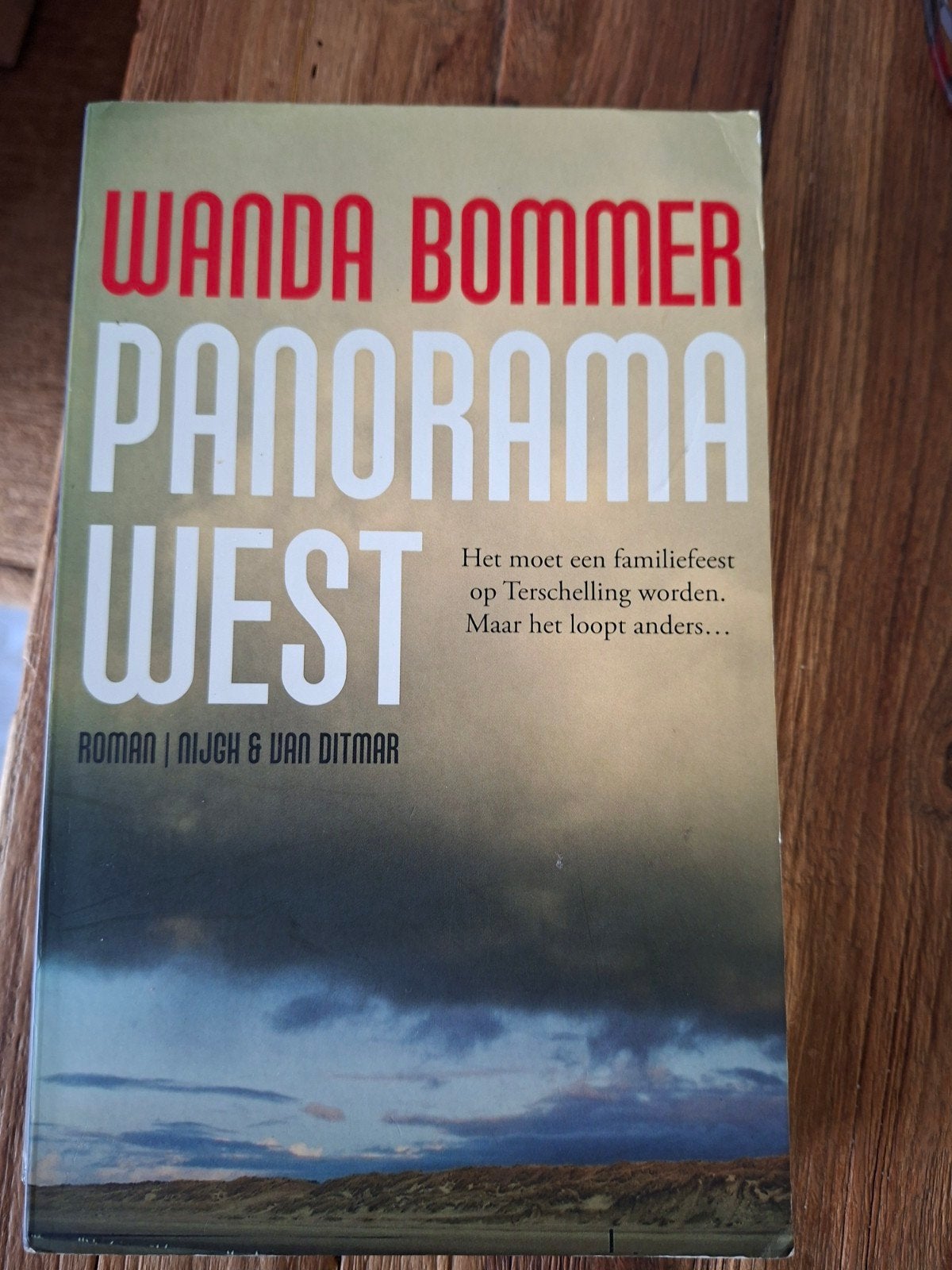 Wanda Bommer - Panorama West (Roman), Ophalen of Verzenden, Gelezen, Wanda Bommer, Nederland