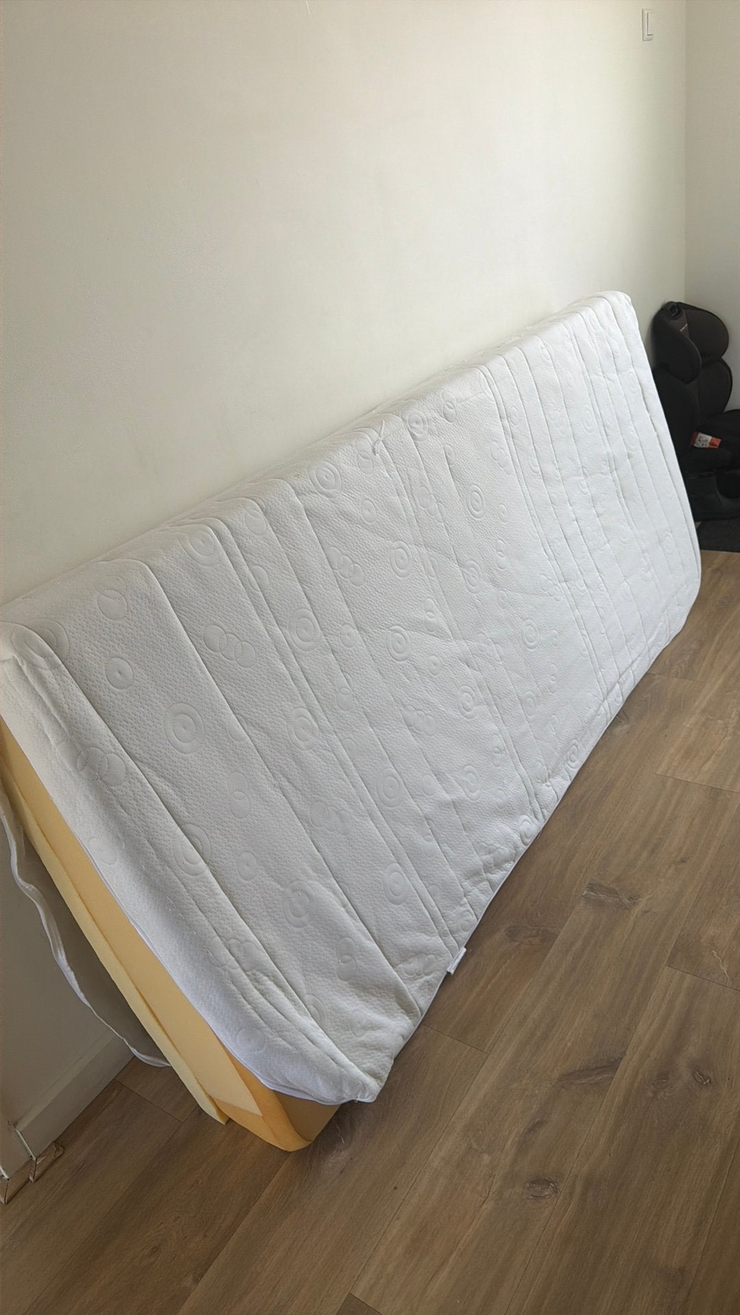 Matras gratis ophalen, Ophalen of Verzenden, Zo goed als nieuw, Eenpersoons