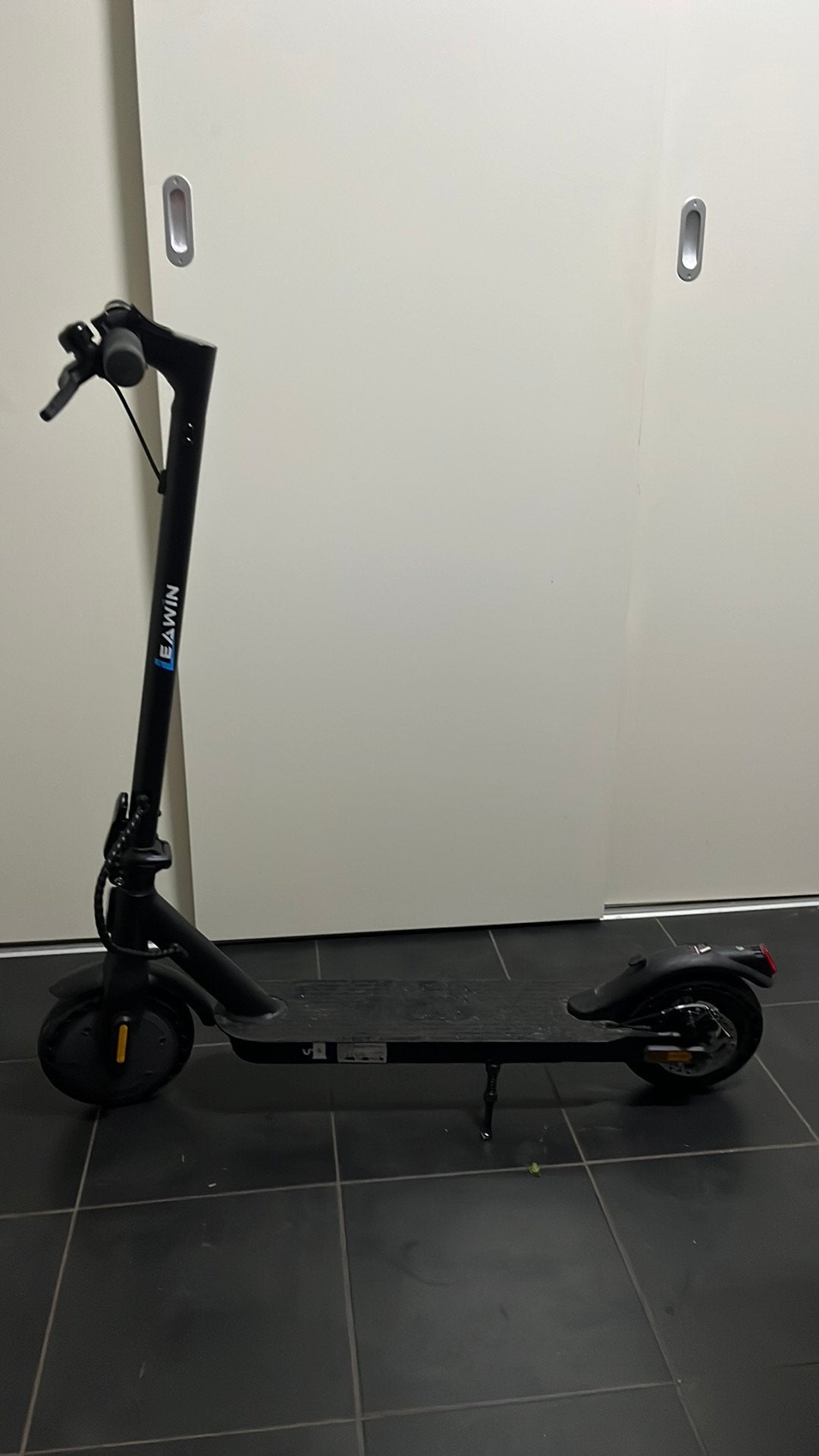 Leawin E5PRO elektrische step 25 km/h, Fietsen en Brommers, Steps, Ophalen, Zo goed als nieuw, Elektrische step (E-scooter)