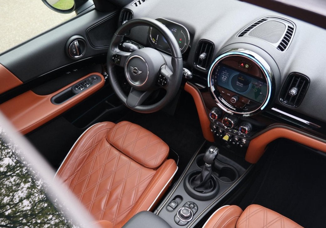 Foto 8 van Mini Countryman Cooper SE ALL4 (F60) - pano - leder - camera