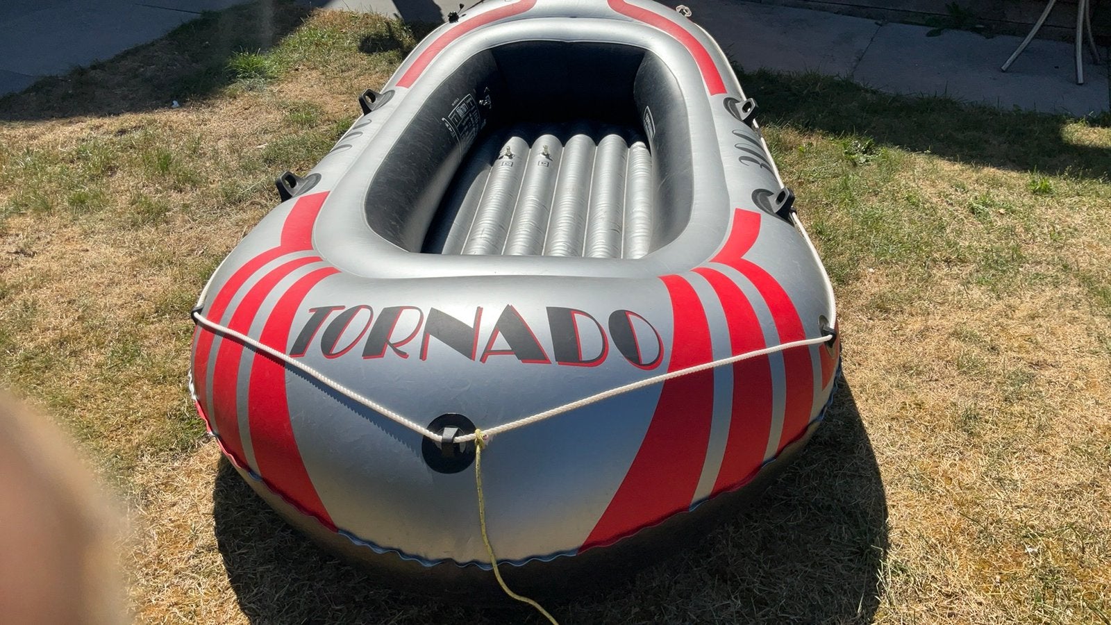 Opblaas boot met twee peddels, Ophalen