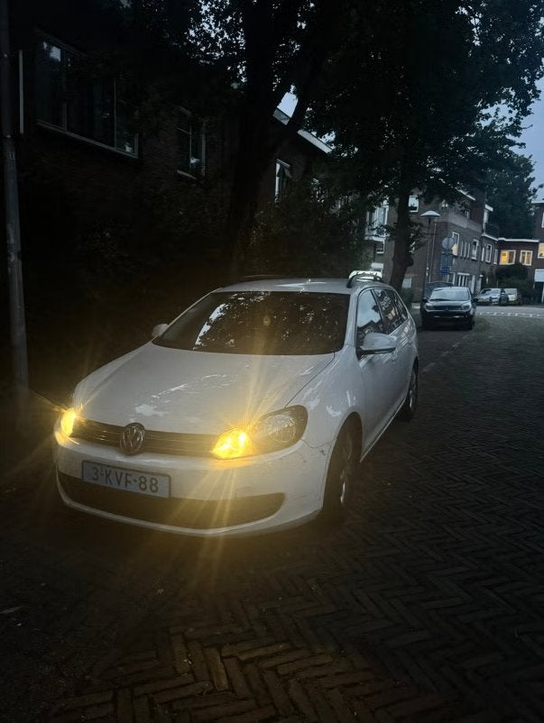 Volkswagen Golf 1.6 TDI 77KW Variant DSG 2013 Wit, 4 cilinders, Origineel Nederlands, Stationwagon, Diesel