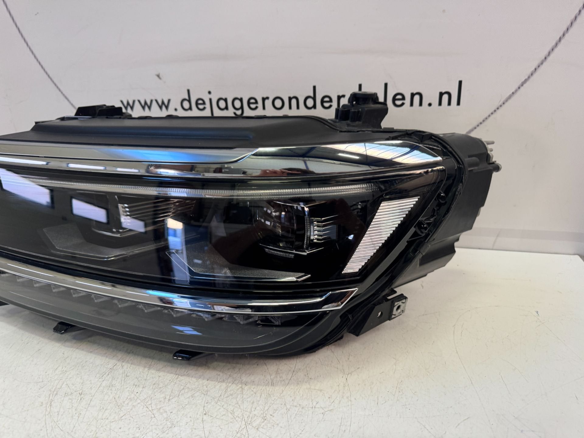 VW TIGUAN 5NA 5NB VOL LED KOPLAMP LINKS 5NB941081A, Gebruikt, Volkswagen, Volkswagen AG, Berliner Ring 2
38440  Wolfsburg, DE