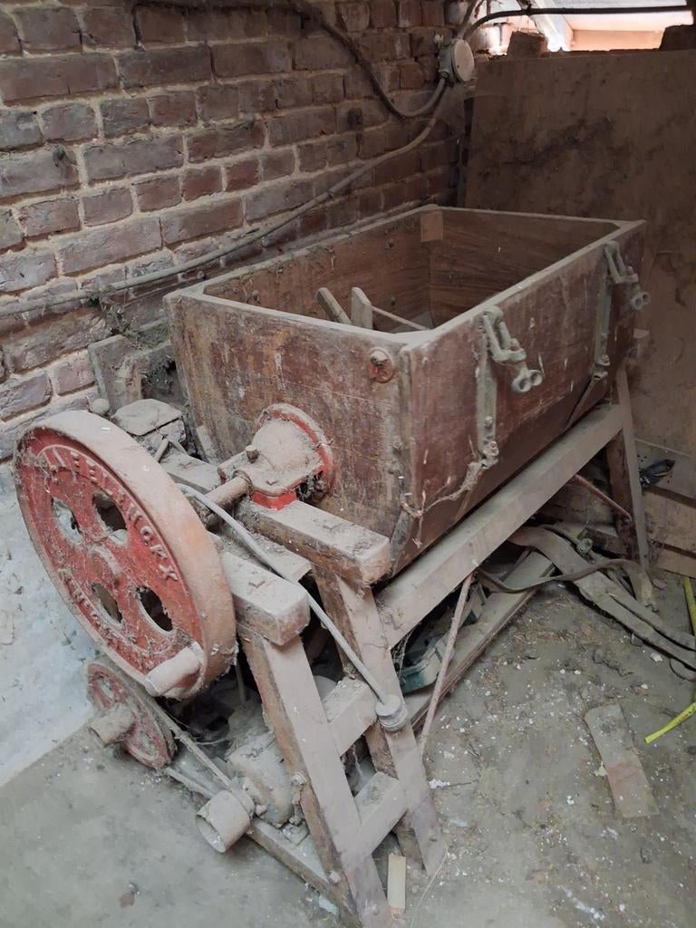 Oude wanmolen, Antiek en Kunst, Antiek | Gereedschap en Instrumenten, Ophalen