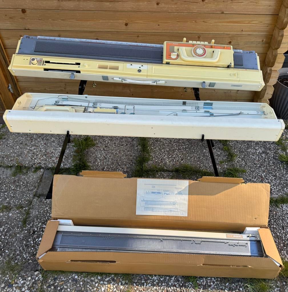 Brother KH-240, KR-830 en KH-869 breimachines en onderdelen, Ophalen, Gebruikt, Breien, Machine