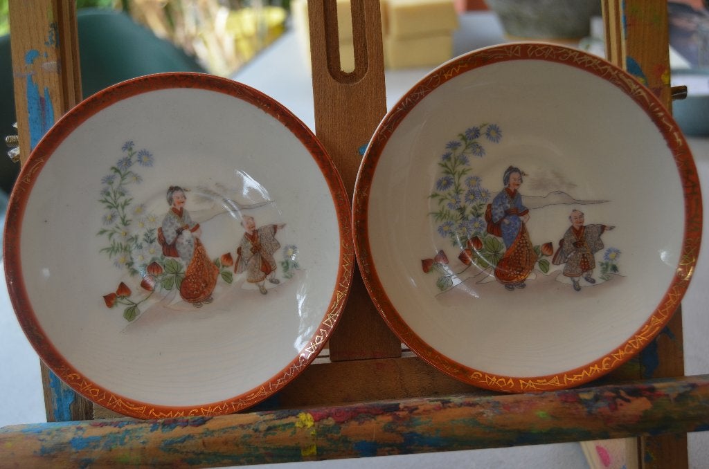 2 Identieke 'Japanse' bordjes, Bavaria porselein ipst., Antiek en Kunst, Ophalen of Verzenden