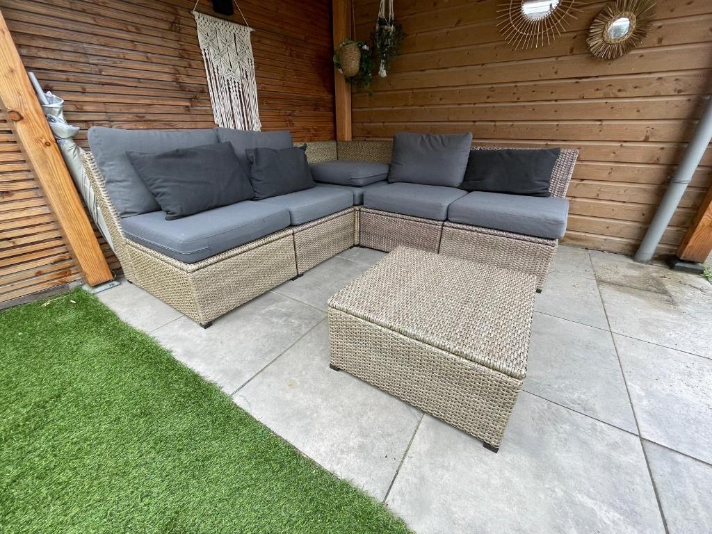 Loungeset solleron incl. kussens, Ophalen, 5 zitplaatsen, Kunststof, Gebruikt