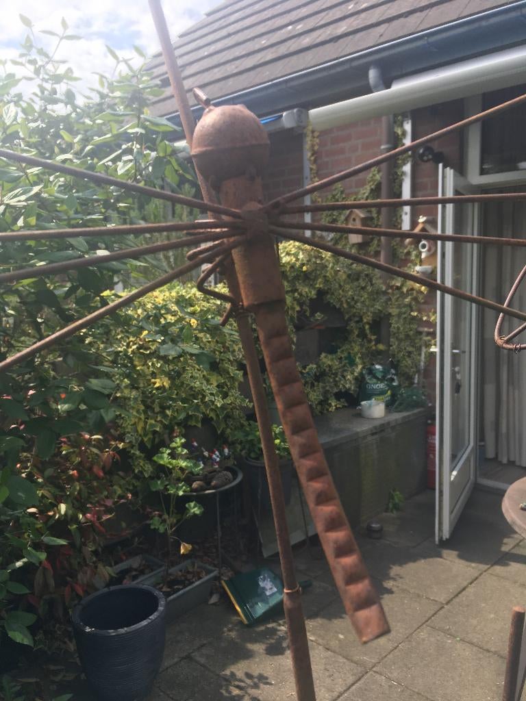 libelle en 1 vlinder van ijzer op stok, Ophalen, Nieuw